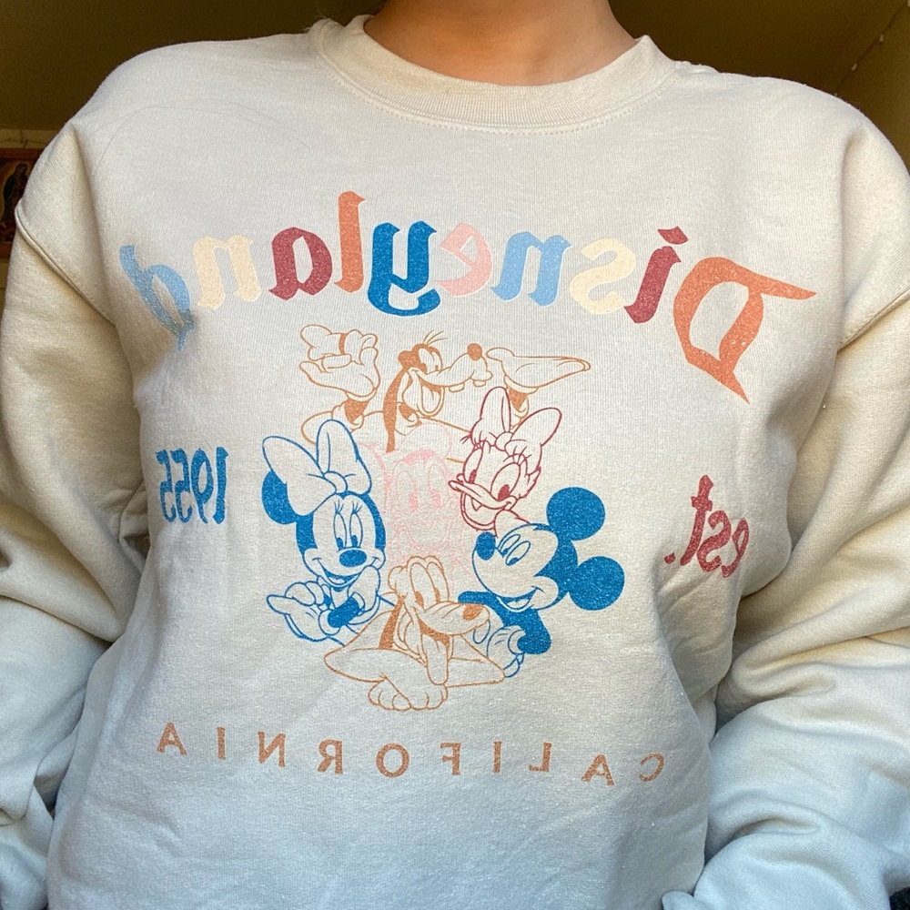 Disneyland Crewneck!